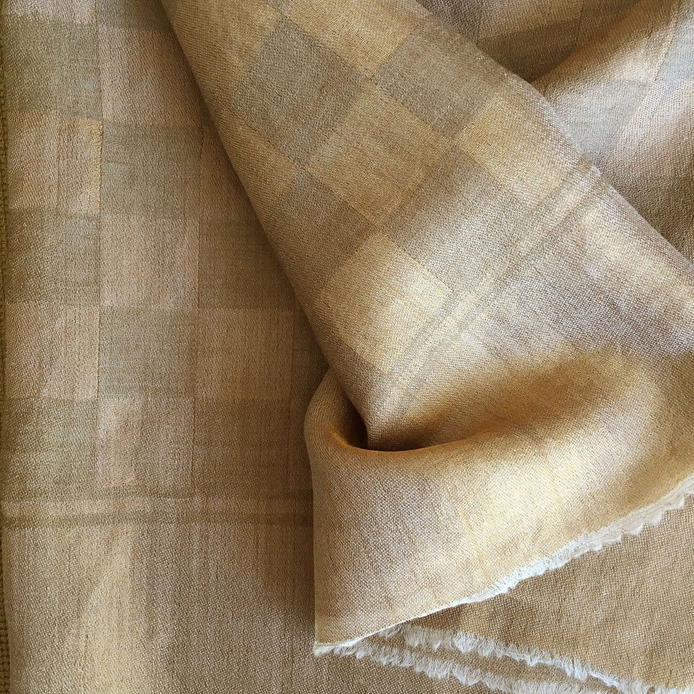 Thumbnail: Petra in two colors