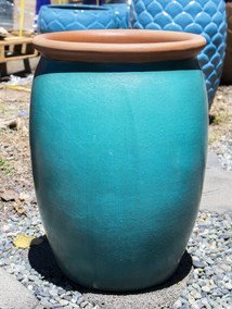Rim Urn