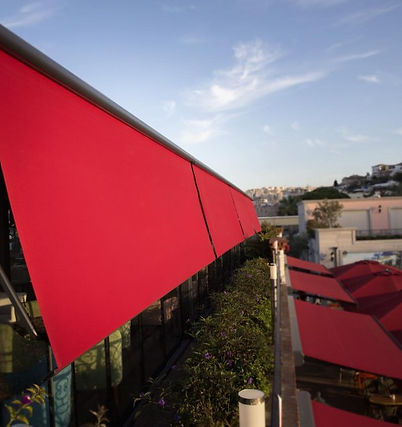 Awning 1.jpg