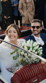 Mariage 2025 couple et photo de groupe, cocktail, rires