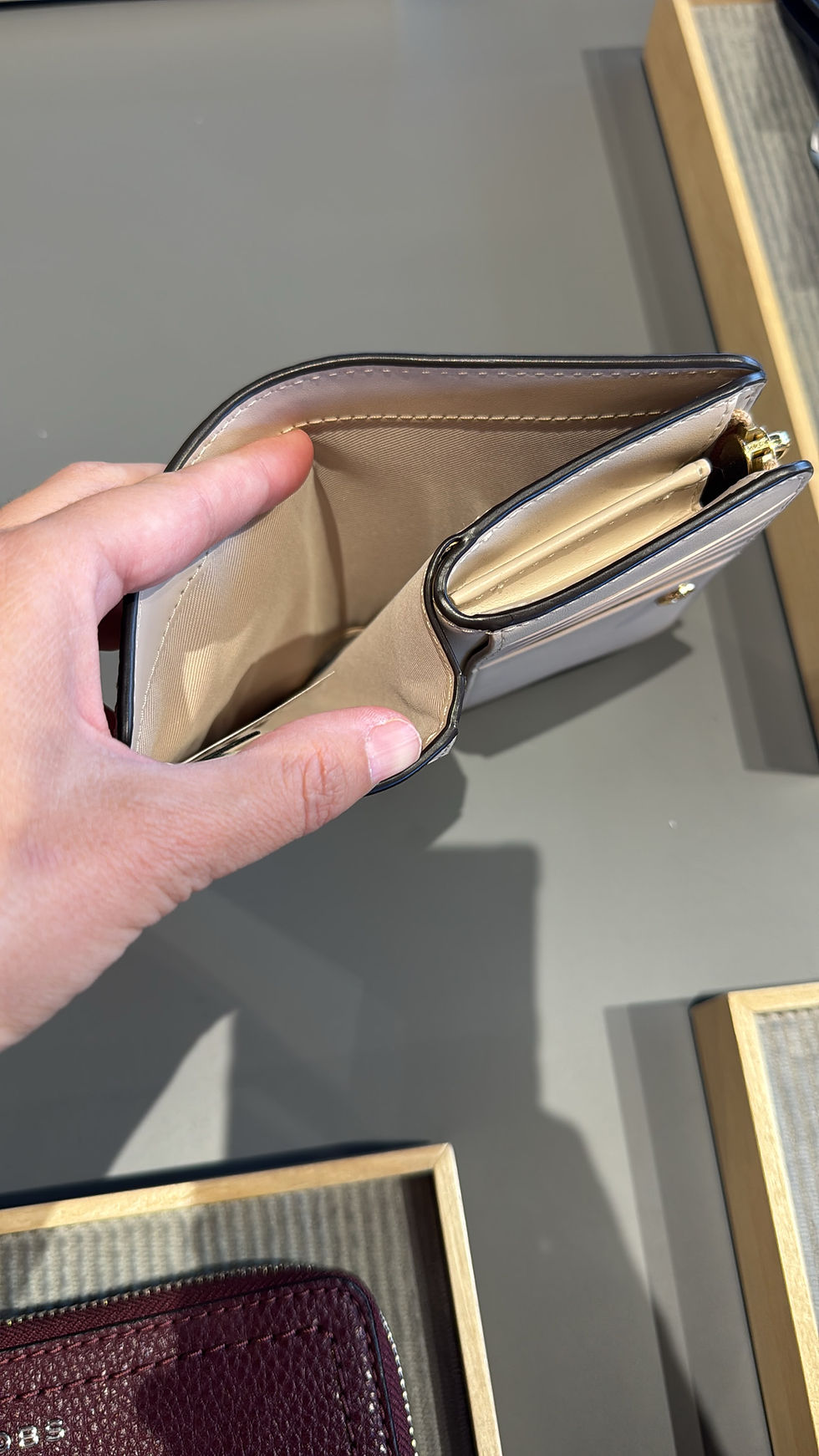 Küçük resim: Marc jacobs Bej Medium Cüzdan