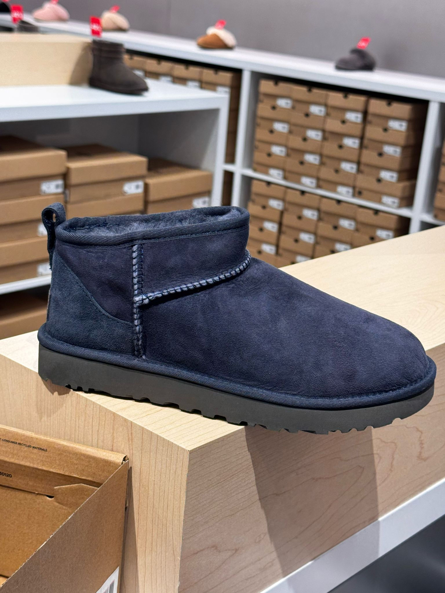 UGG Ultra Mini Bot Lacivert