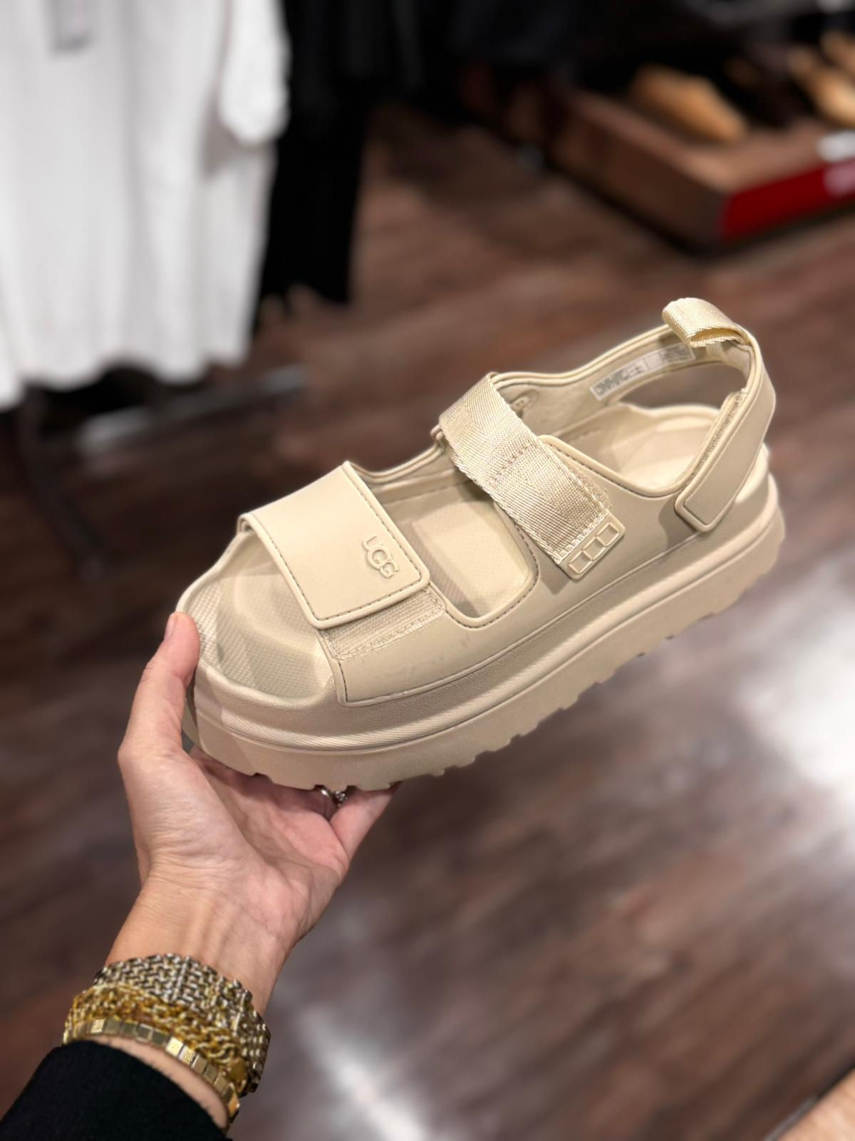 UGG Golden Glow Krem Sandalet