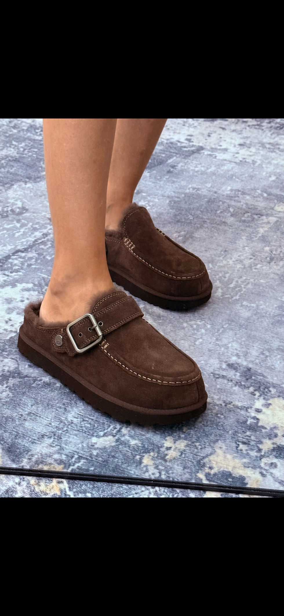 Thumbnail: UGG Goldenstar Evelina Clogs