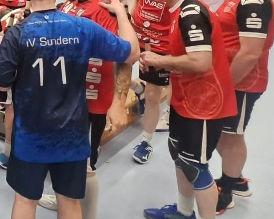 Geburtstagsständchen auf dem Spielfeld