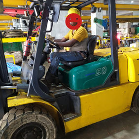 5ton komatsu forklift at csc holding store