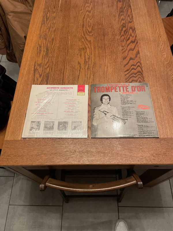 Miniature : Lot de 2 disques 33 tours 1 accordéon guinguette et 1 trompette d or