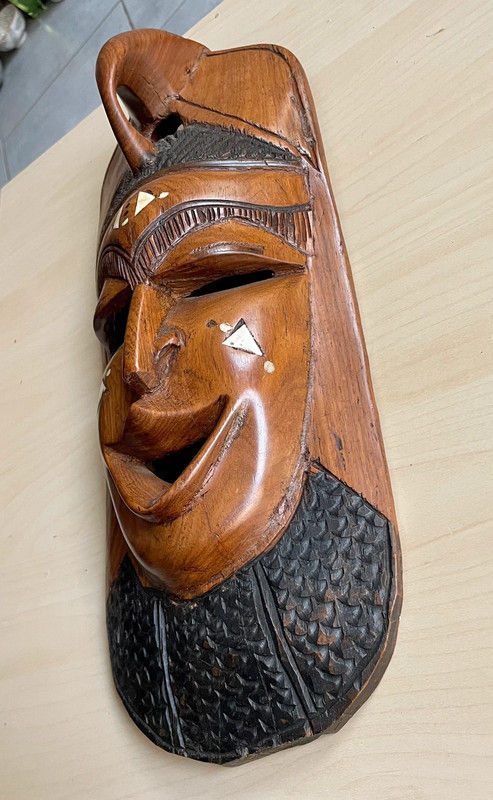 Miniature : Ancien masque africain tribal joliment sculpté dans le bois taille 43x19