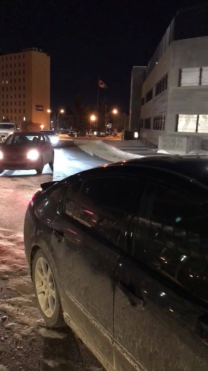 How to recognize us when we pick you up!