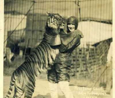 Doña Carmencita y sus ardores de circo