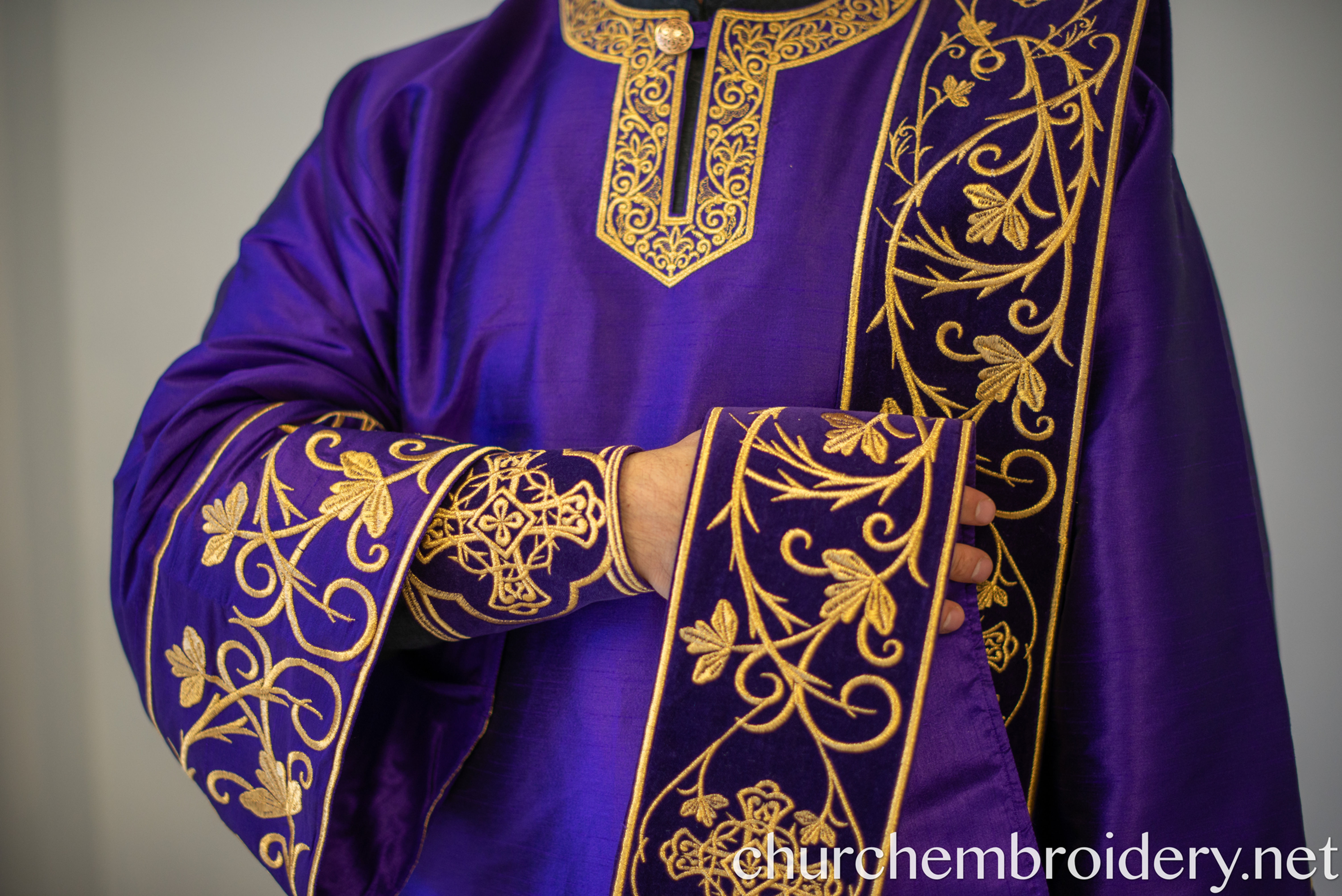 Deacon vestments