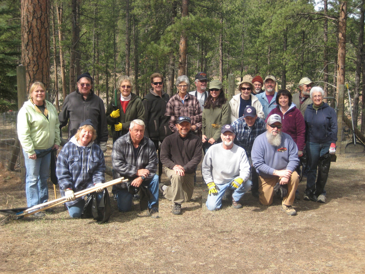 2013_cemeterycleanup.jpg