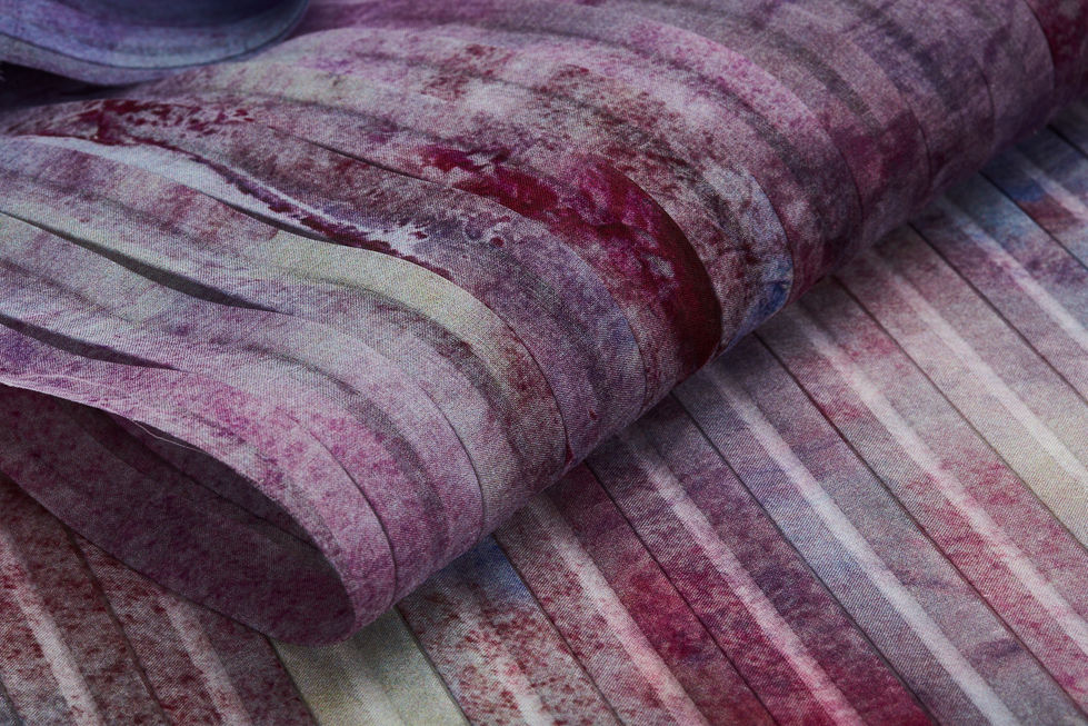 Silk organza pleated.