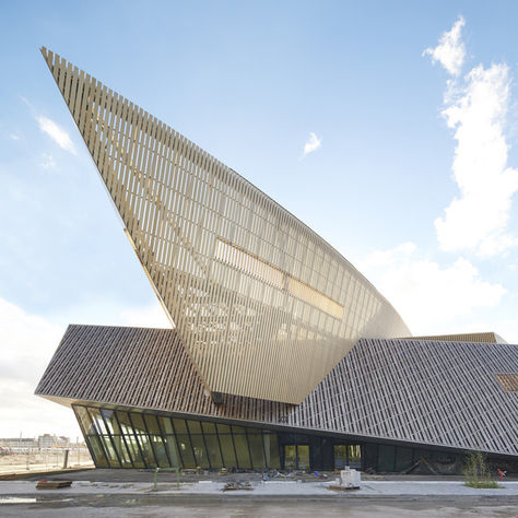 Daniel libeskind arquitectura 2015 deconstructivismo moderno edificio belgica h2a