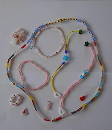 ネックレスやブレスレット
