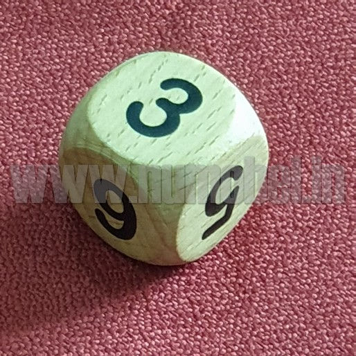 תמונה ממוזערת: Nutoy-Components-Wooden-Dice