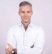 Ryan Serhant 3.jpg