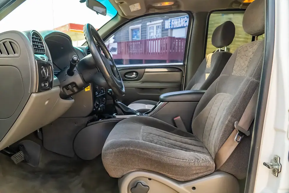 Thumbnail: 2004 GMC Envoy (10019)