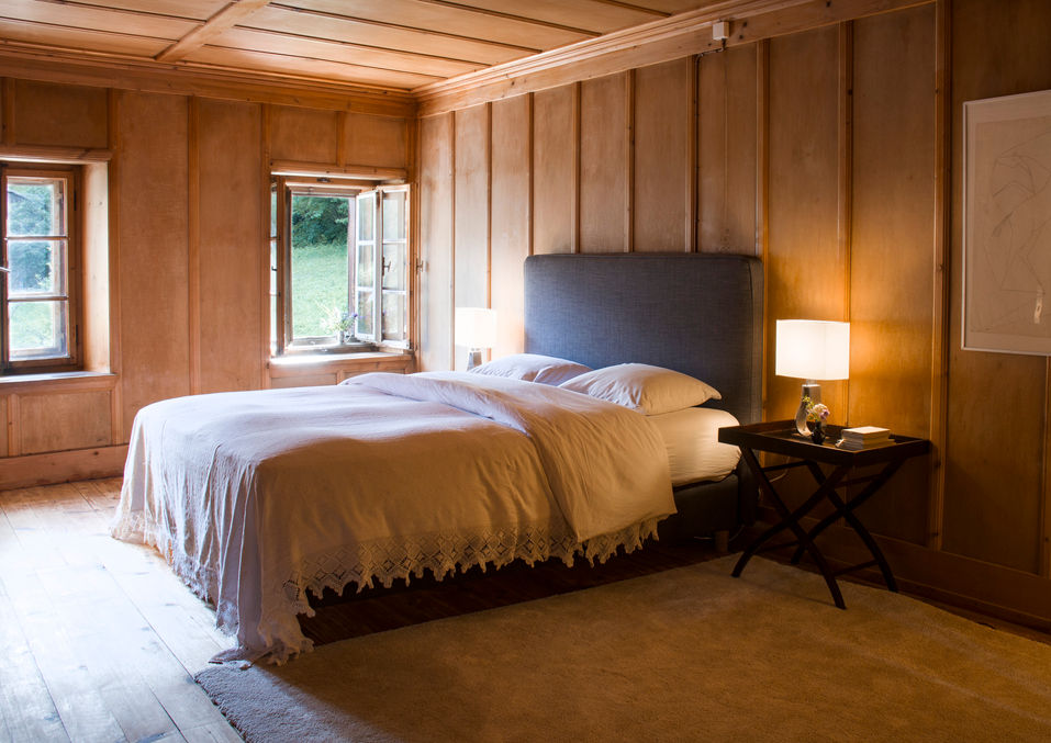 Die Chara Chasa, ein Haus mit zwei stilvollen Ferienwohnungen in Martina GR im Unterengadin, Schweiz.