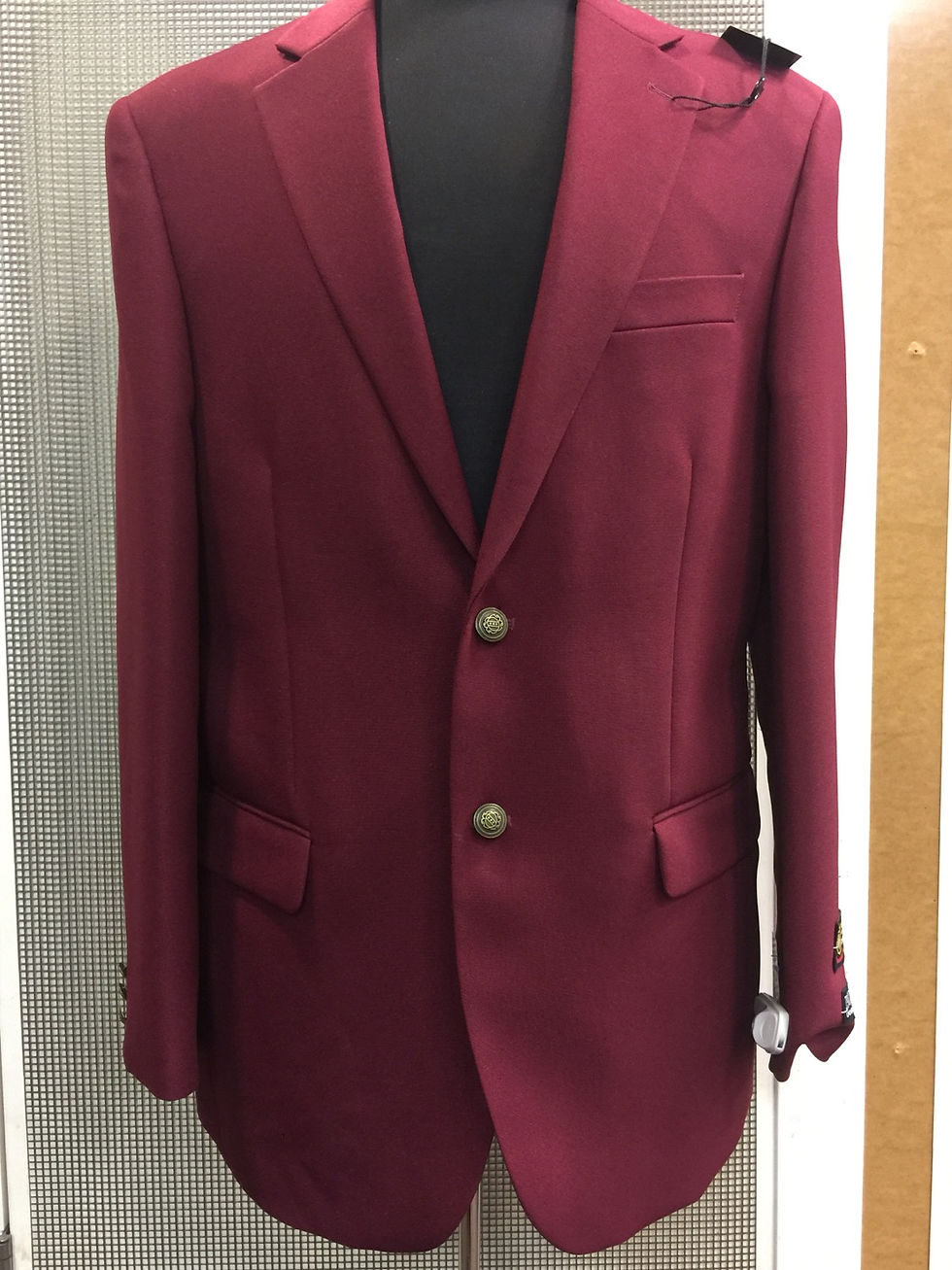 Thumbnail: BOLZANO I J600312C CHARLES 2BUTTON CENTER VENT BLAZER I BURGANDY