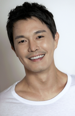 강지운 중견 배우님