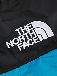 Piumino The North Face - Valentina Annunziata - Fotografo a MIlano e Ritocchi