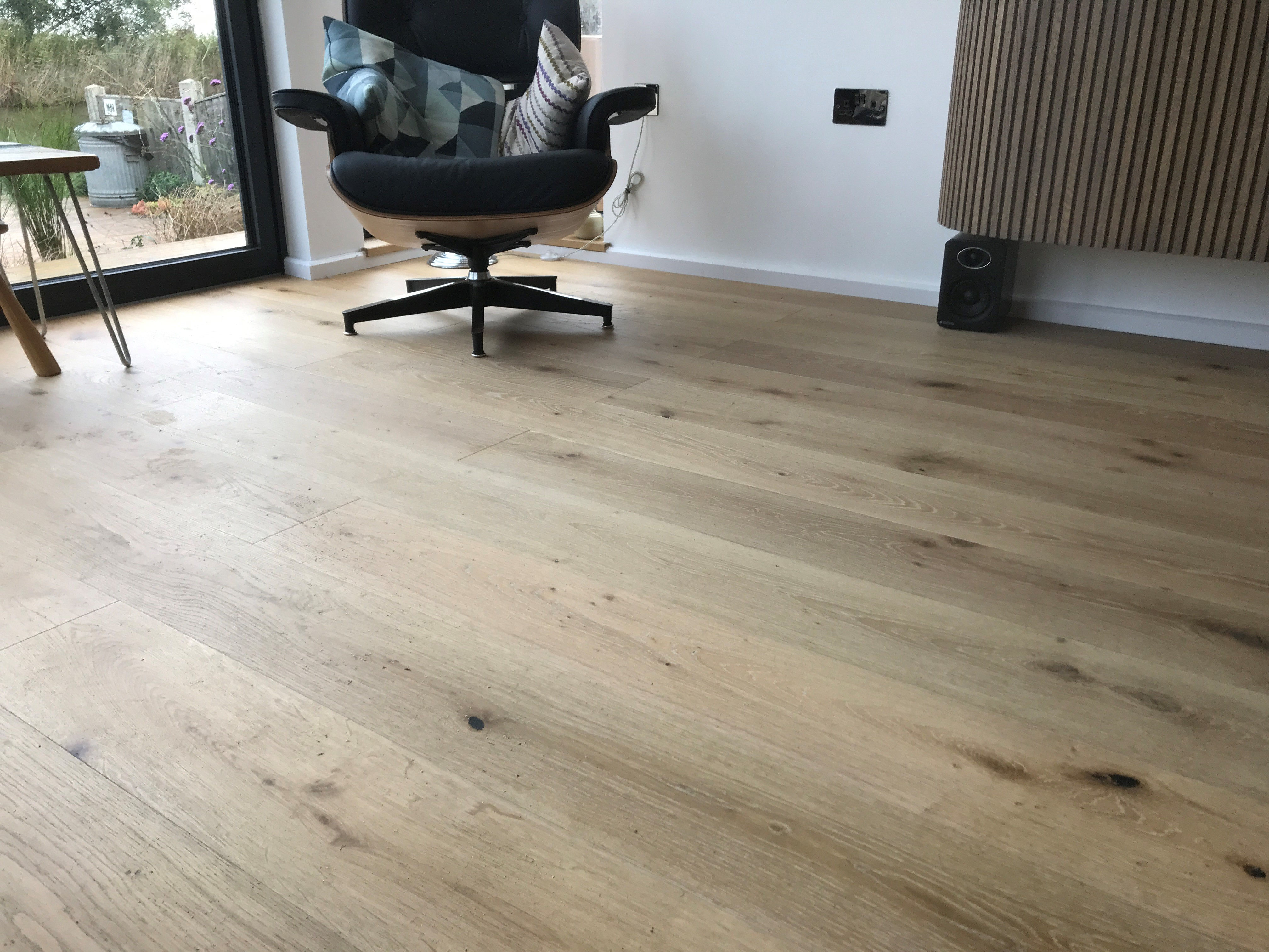 YARNCLIFF RUSTIC-GRADE FRENCH OAK