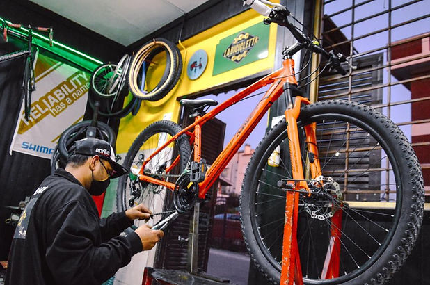 riparazione_biciclette_manutenzione_bici