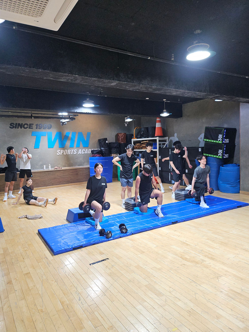 2027 체대입시 실기 준비를 위한 TWIN 덤벨 근력 수업