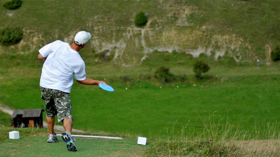 20101227174117_fn659-ville-piippo-disc-golf-sidearm