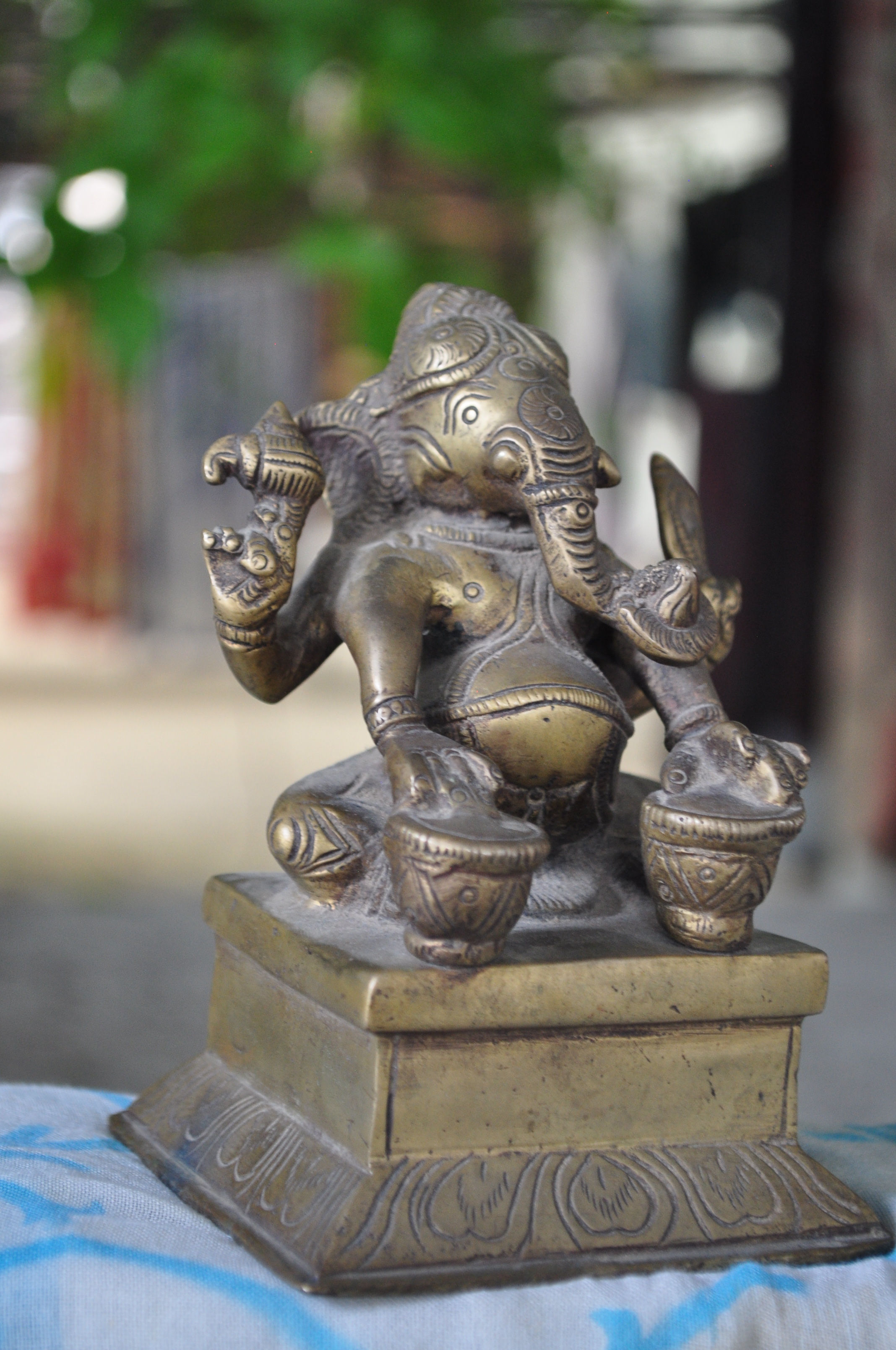 Kotsa | Ganesha Sculpture | Ganesha God Statue | Ganesha with Drum Statue | VH19