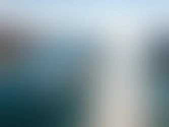 Hürmüz Boğazı çevresindeki gerilim büyürken, uzmanlar enerji hatları, tankerler ve iletişim altyapısının hedef alınabileceği uyarısında bulundu.