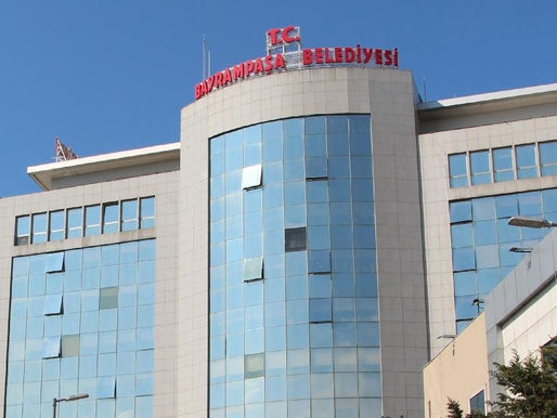 Bayrampaşa Belediyesi operasyonu. Gözaltına alınan 48 kişi adliye sevk edildi