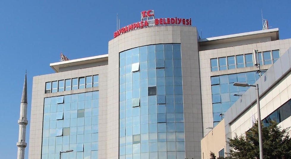 Bayrampaşa Belediyesi operasyonu. Gözaltına alınan 48 kişi adliye sevk edildi