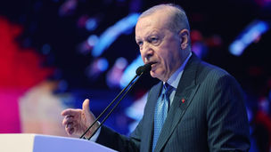 AKP Kulisleri Hareketlendi: Fon Krizi Sonrası Erdoğan Harekete Geçti