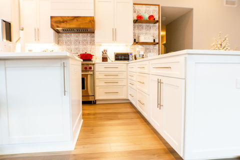 White Kitchen