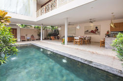 BBVillas 3 Bed- Pool Area-5496_resize.jpg