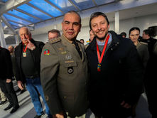 Prefeito Gilberto Cezar é agraciado com comenda em solenidade do CRPO Hortênsias