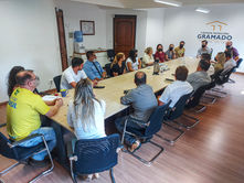 Produtores culturais reivindicam que município libere eventos temáticos privados