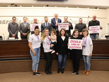 Aprovado P.L. da Vereadora Rosi Ecker Schmitt que garante presença de doulas no hospital de Gramado