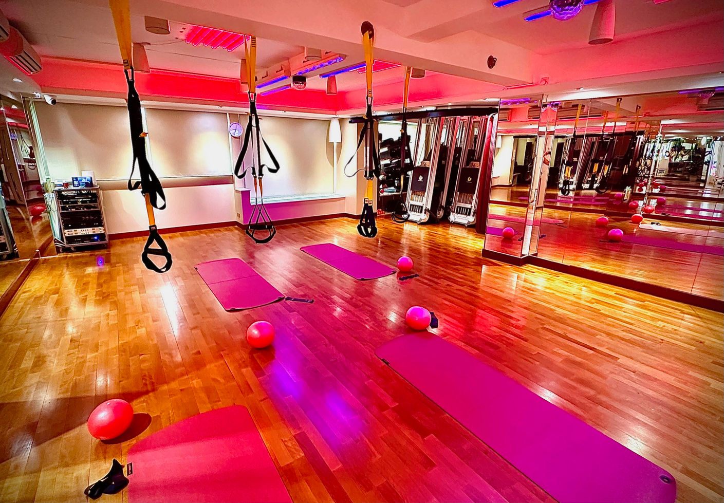 TRX pilates mat group class in Discovery Bay help you improve strength, tone and stretch.