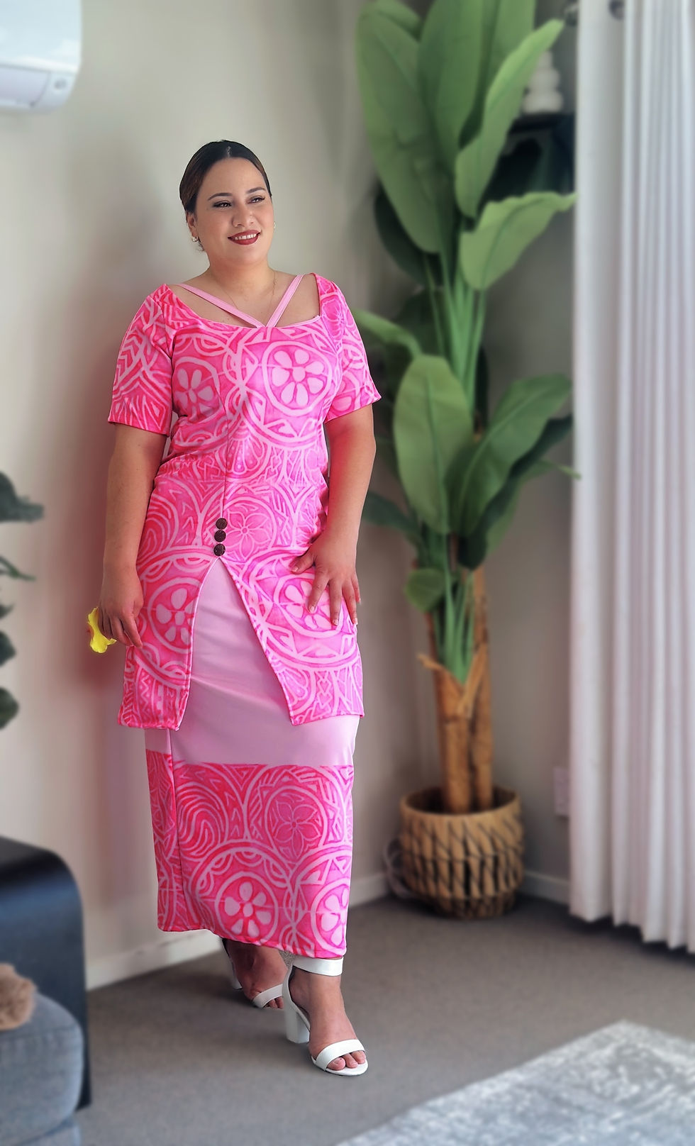 Thumbnail: Aulelei pinky Puletasi