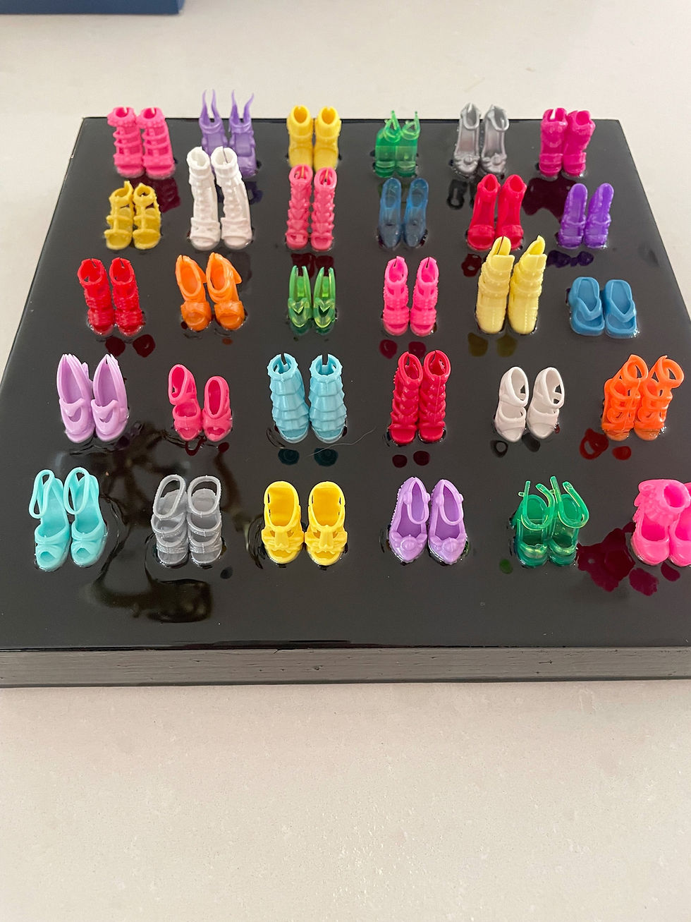 10” sq Colorful Standing black background