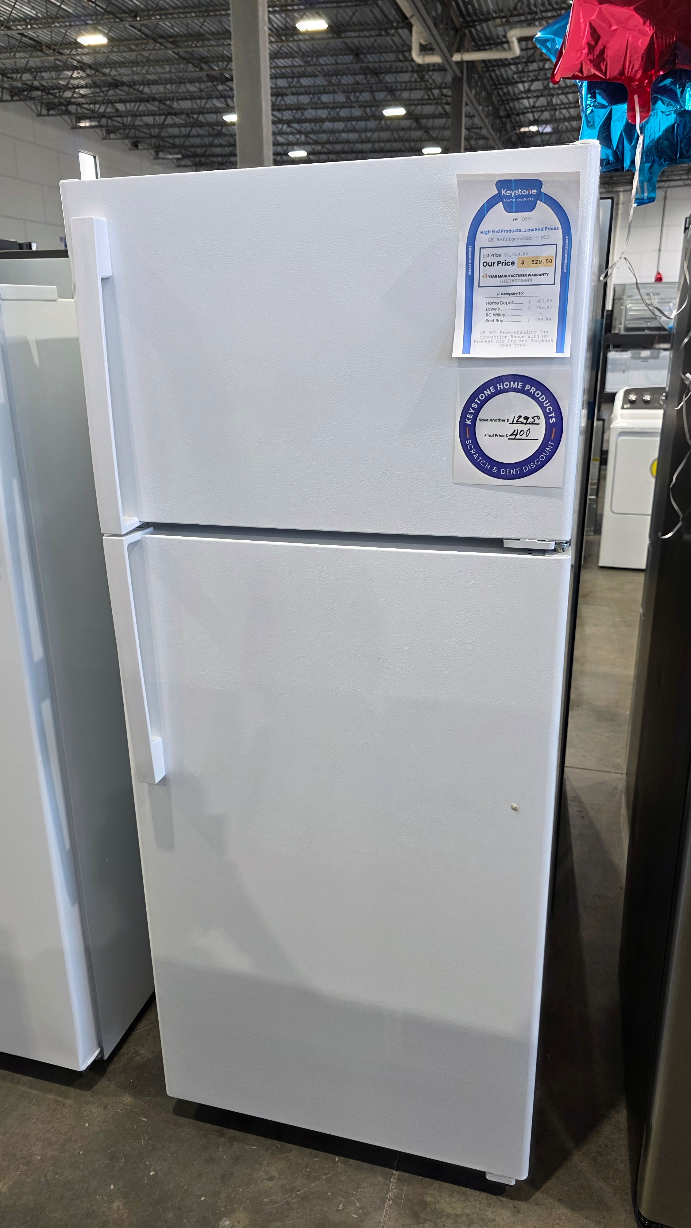 GE Refrigerator - D59