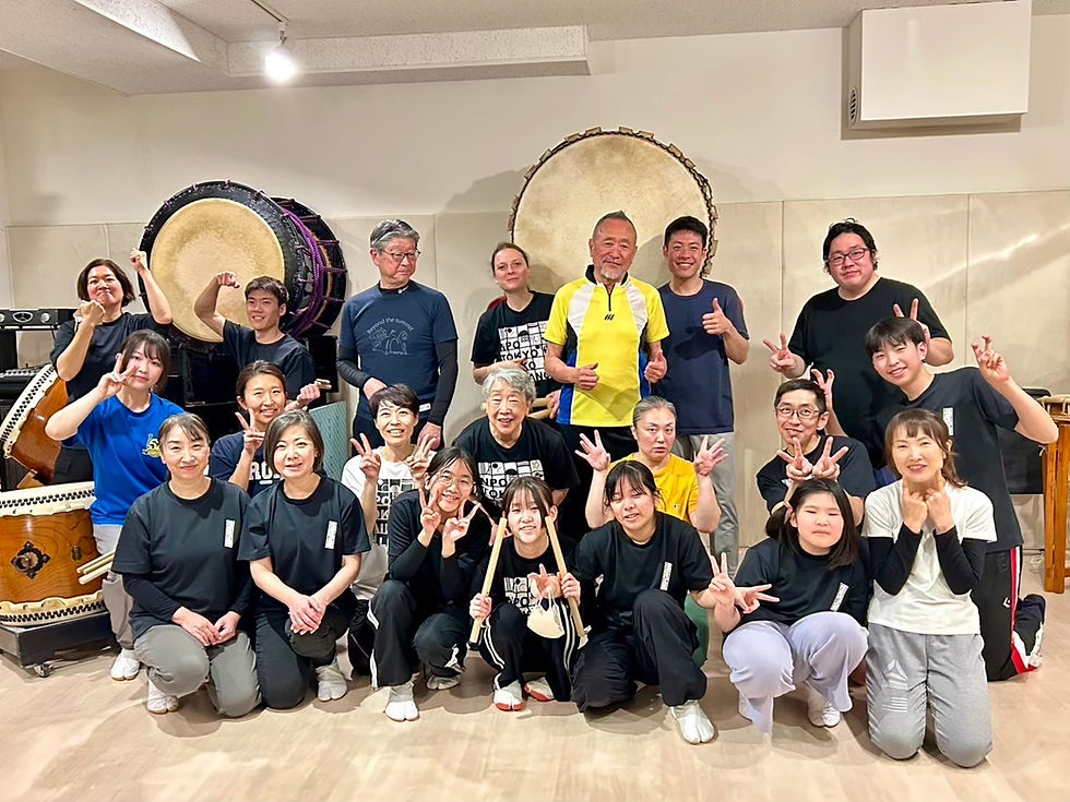 練習場での集合写真