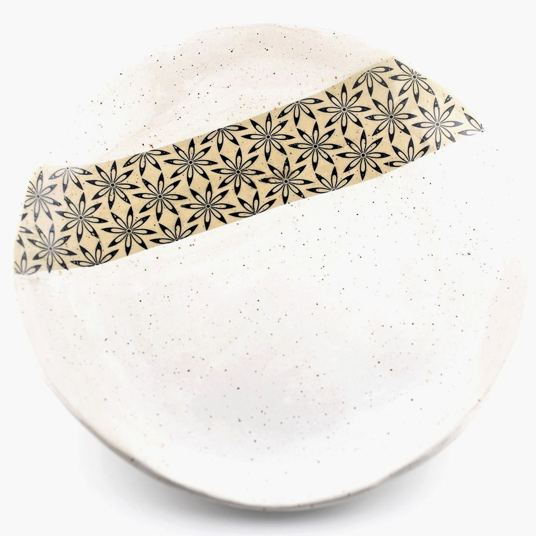 large white platter with daisy decal