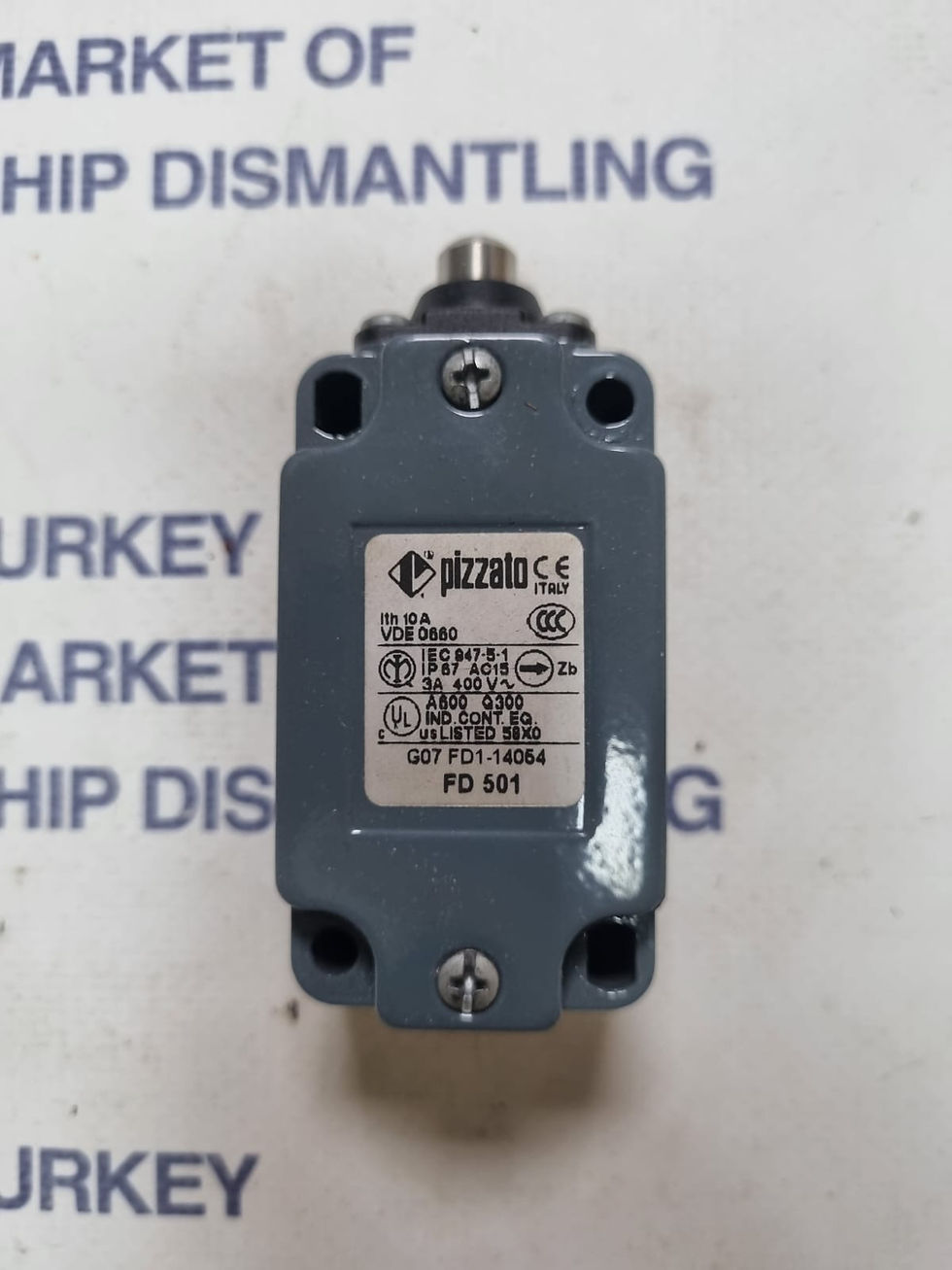 Thumbnail: Pizzato Elettrica FD 501-M2 FR 501-M2 Limit switch 250 V AC 6 A Tappet momentary