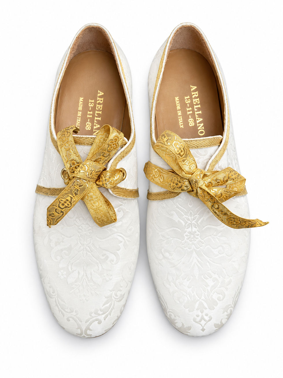 Miniatura: Pontifical Sandals in White Damask Fabric