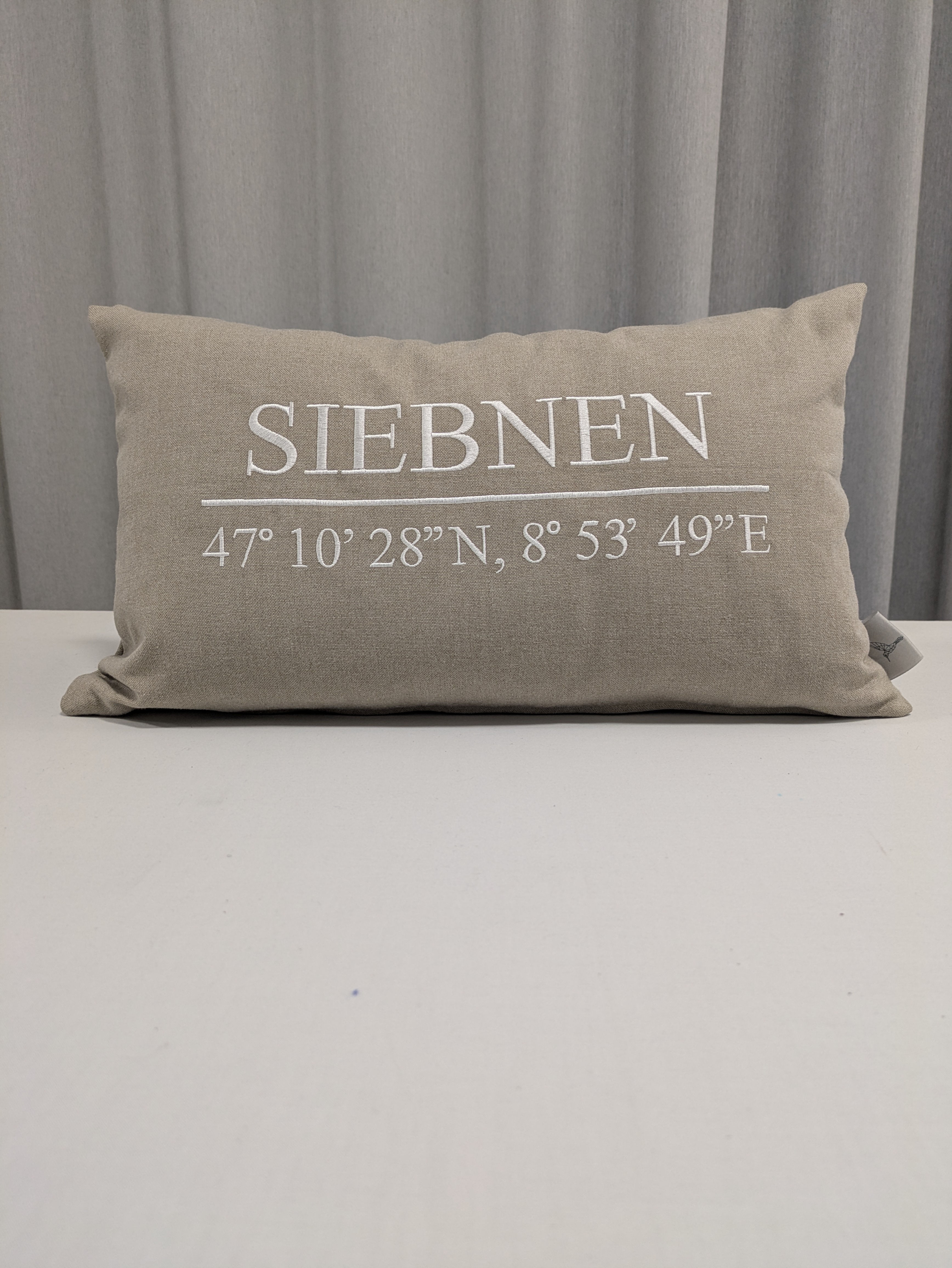 Zierkissen bestickt 30x50cm Neu