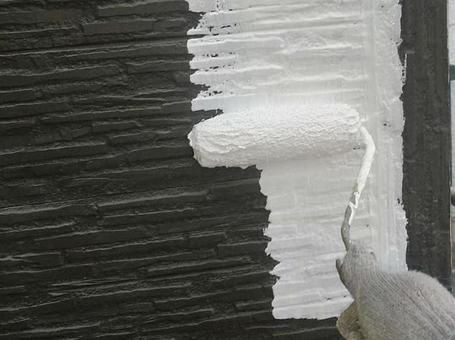 下塗りの重要性とは?外壁塗装で“本当に差が出る”工程を解説